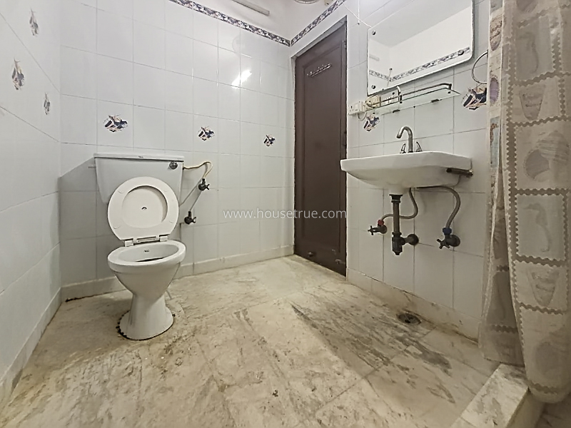 3 BHK Flat For Rent in Panchsheel Enclave