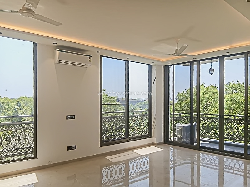 3 BHK Flat For Rent in Defence Colony