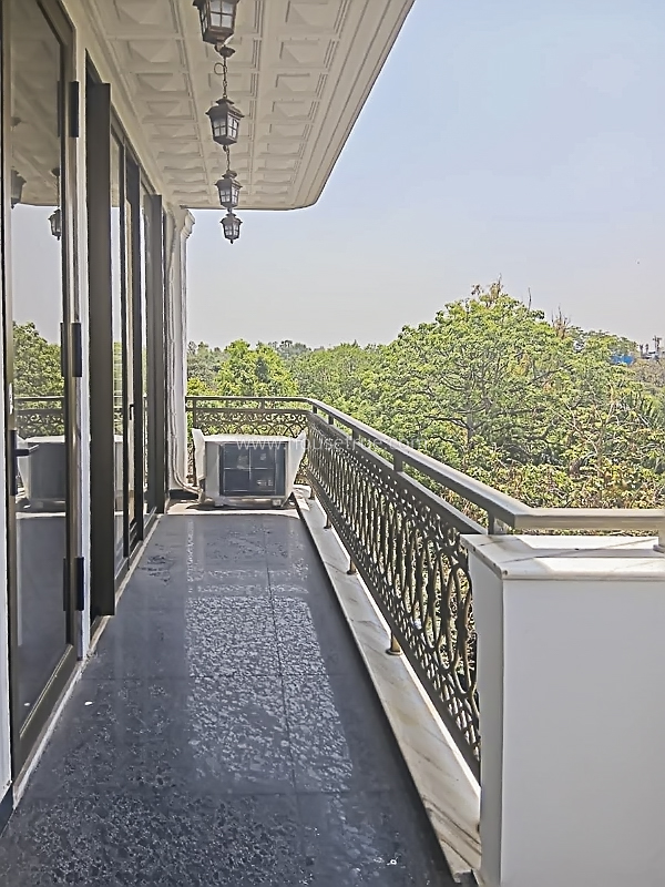 3 BHK Flat For Rent in Defence Colony