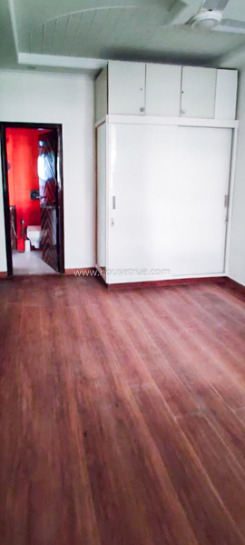 3 BHK Flat For Rent in Defence Colony