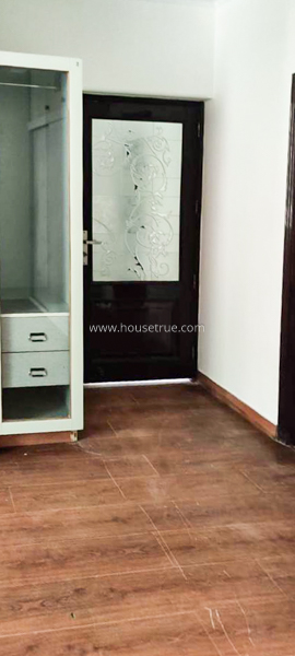 3 BHK Flat For Rent in Defence Colony