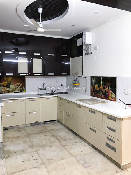 3 BHK Flat For Rent in Defence Colony