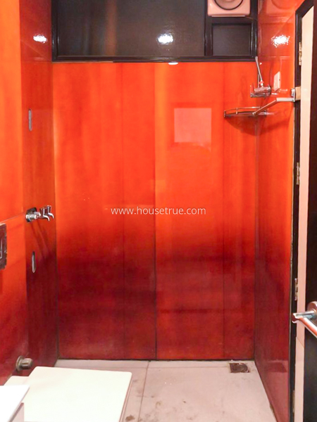 3 BHK Flat For Rent in Defence Colony