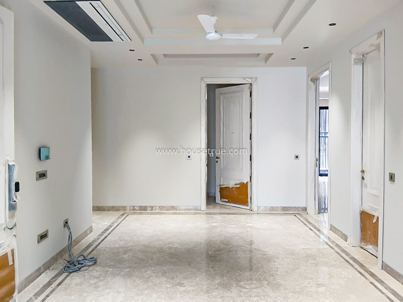 3 BHK Flat For Rent in Defence Colony