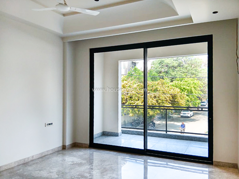 3 BHK Flat For Rent in Defence Colony
