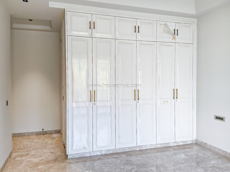 3 BHK Flat For Rent in Defence Colony