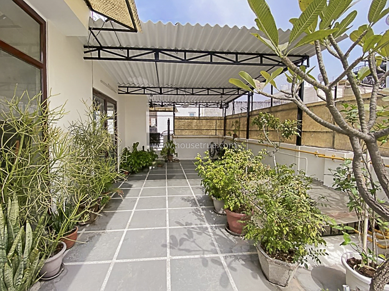 3 BHK Flat For Rent in Gulmohar Park