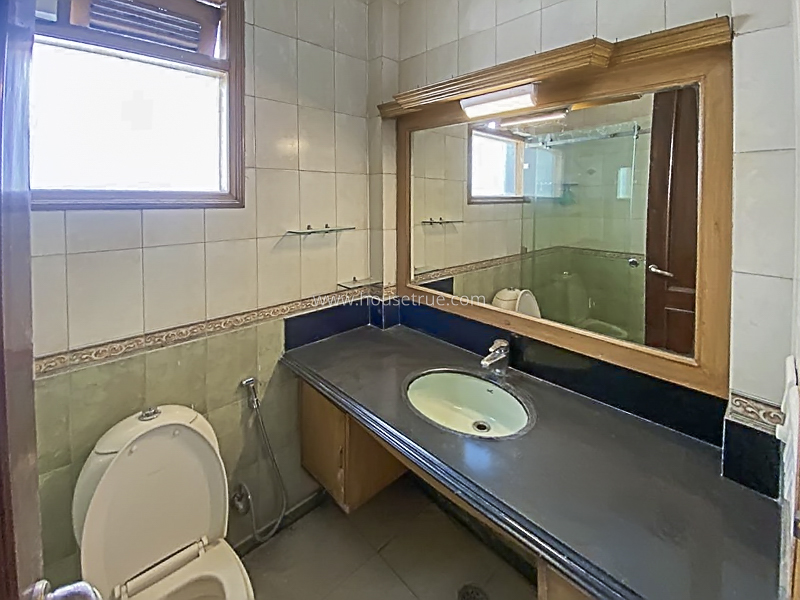 3 BHK Flat For Rent in Gulmohar Park