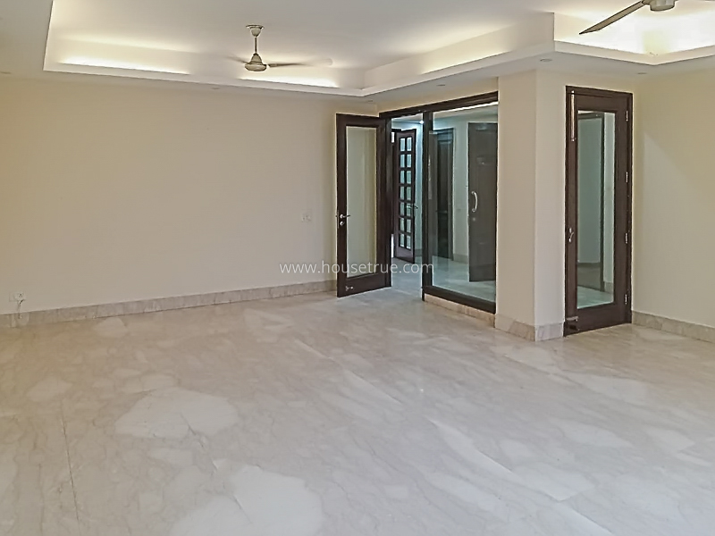 4 BHK Flat For Rent in South Extension 2