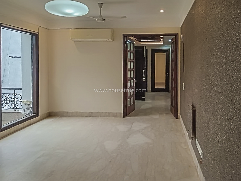 4 BHK Flat For Rent in South Extension 2