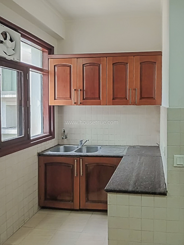 4 BHK Flat For Rent in South Extension 2