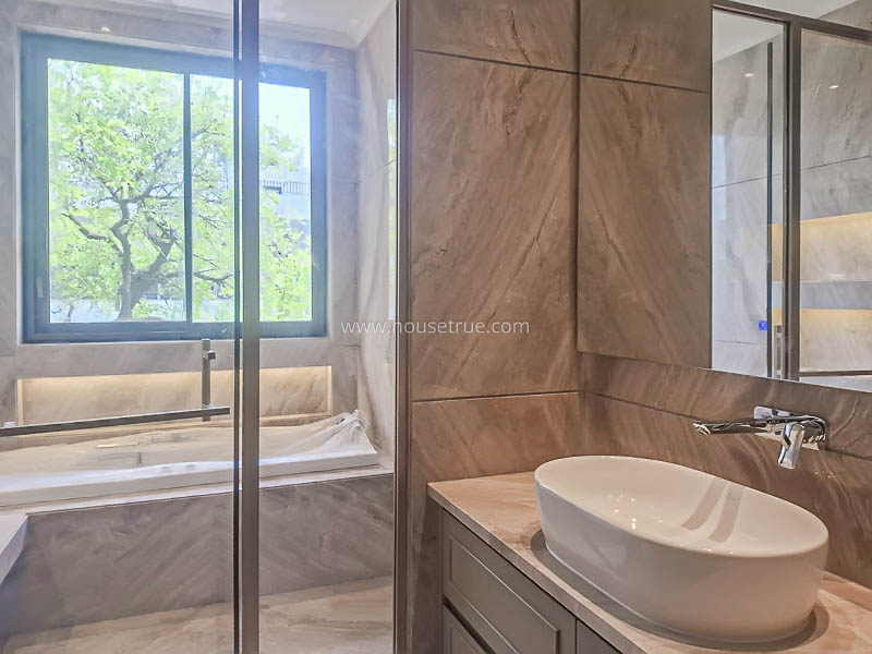 4 BHK Builder Floor For Rent in Vasant Vihar