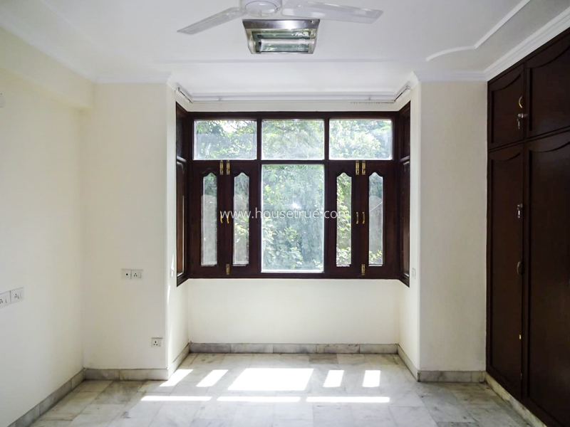 4 BHK Flat For Rent in New Friends Colony