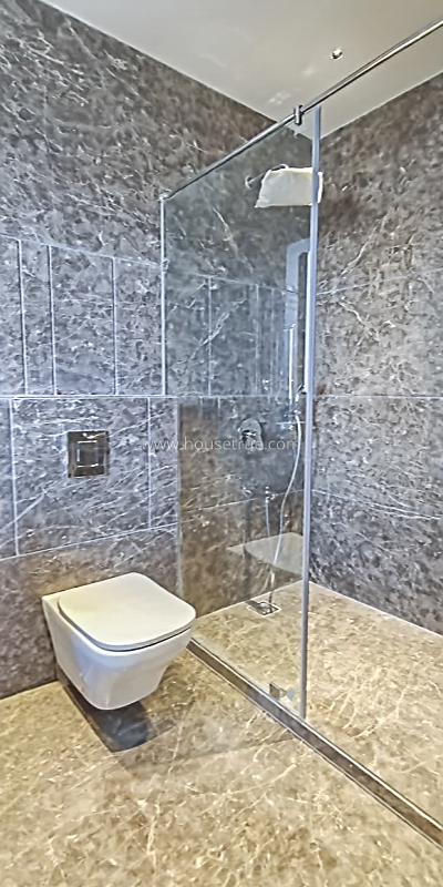 3 BHK Flat For Rent in Defence Colony