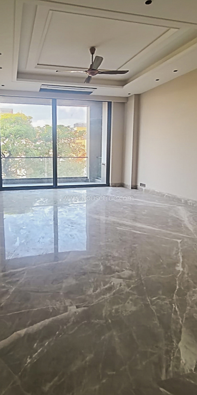 3 BHK Flat For Rent in Defence Colony