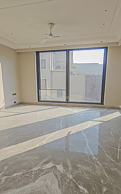 4 BHK Flat For Rent in Defence Colony