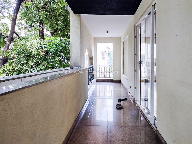 4 BHK Builder Floor For Rent in Green Park