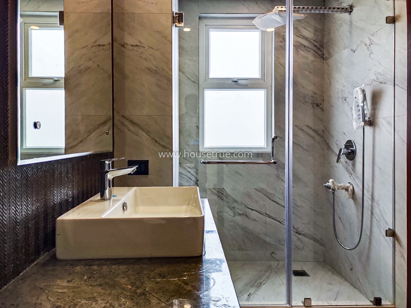 4 BHK Builder Floor For Rent in Green Park