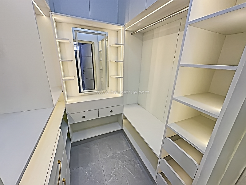 4 BHK Flat For Rent in Greater Kailash Part 1