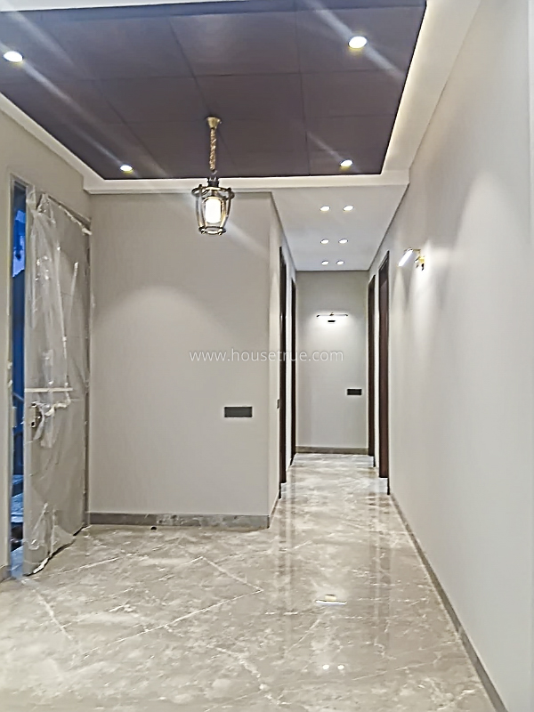 4 BHK Flat For Rent in Defence Colony