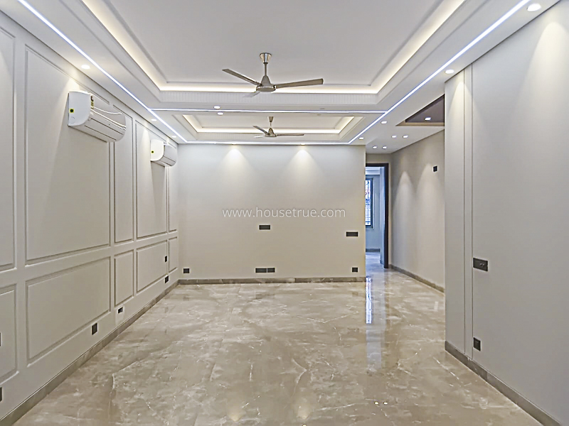 4 BHK Flat For Rent in Defence Colony