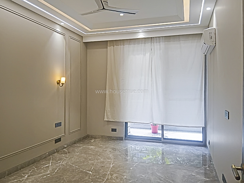 4 BHK Flat For Rent in Defence Colony