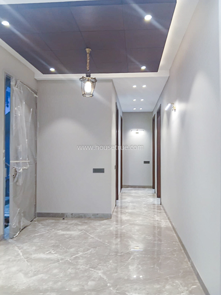 4 BHK Flat For Rent in Defence Colony