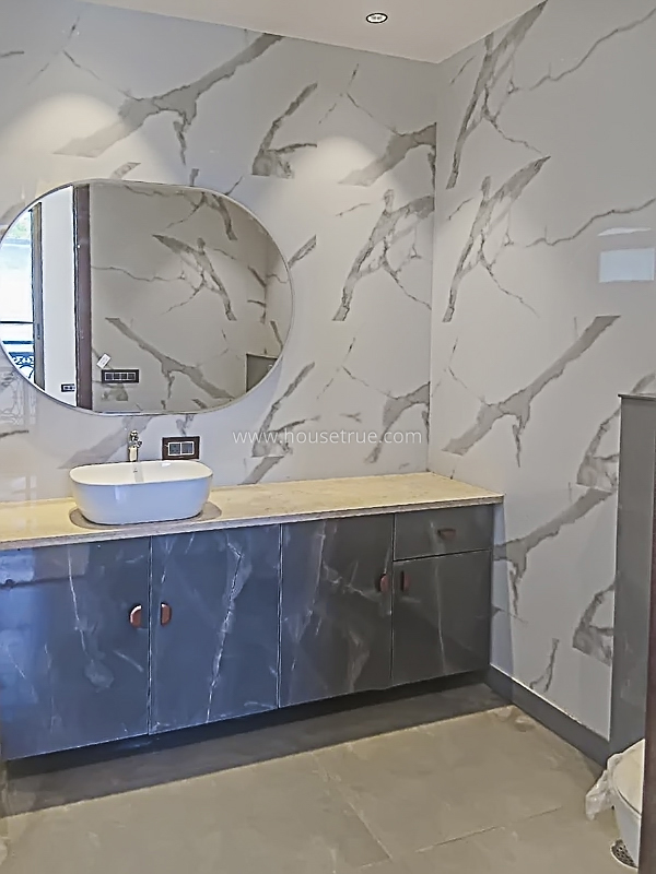 3 BHK Flat For Rent in Defence Colony