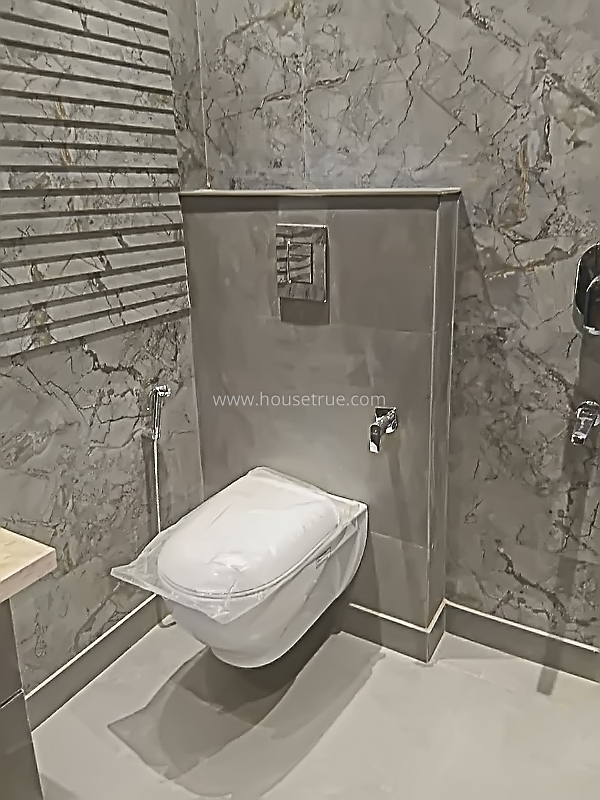 3 BHK Flat For Rent in Defence Colony