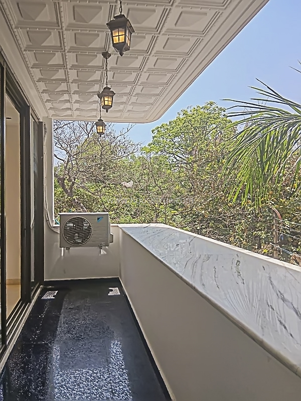 3 BHK Flat For Rent in Defence Colony