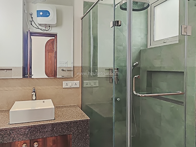 2 BHK Builder Floor For Rent in Shanti Niketan