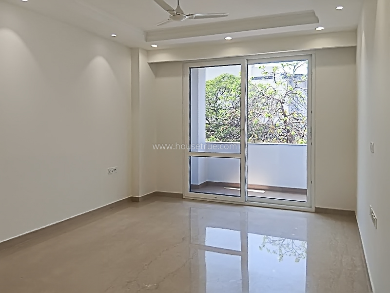 3 BHK Flat For Rent in Defence Colony