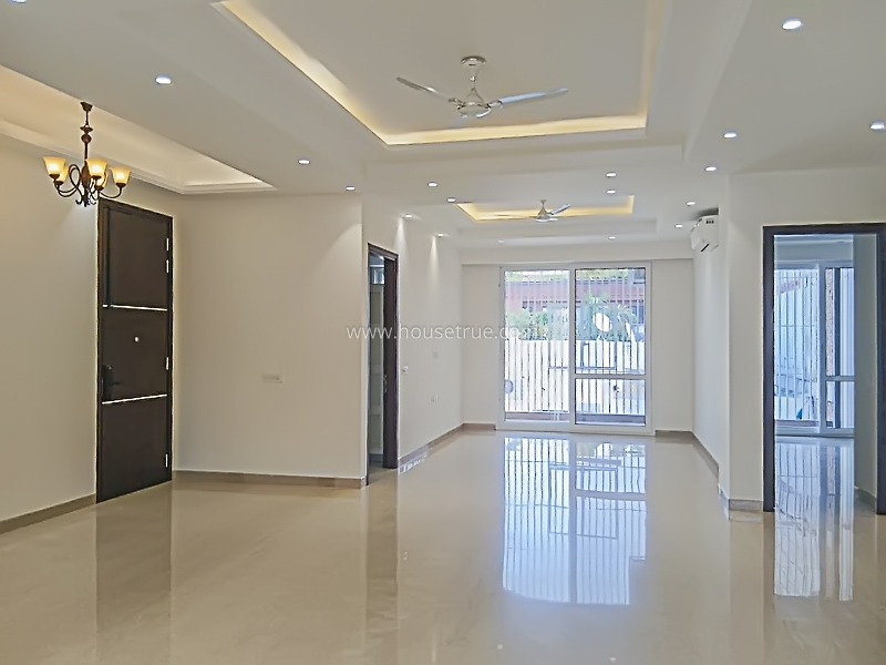 3 BHK Flat For Rent in Defence Colony