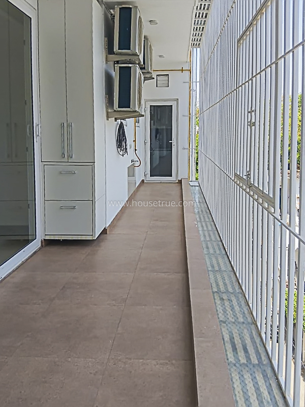 3 BHK Flat For Rent in Defence Colony