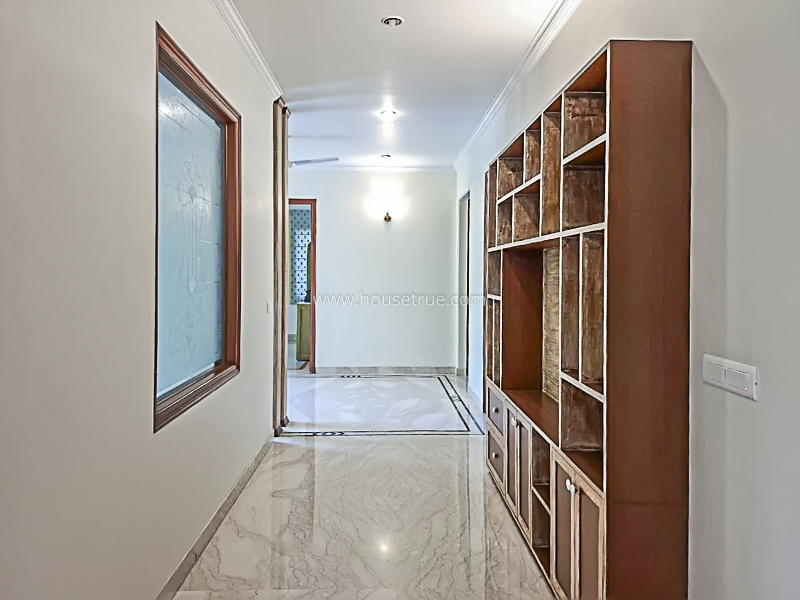 3 BHK Flat For Rent in Shanti Niketan
