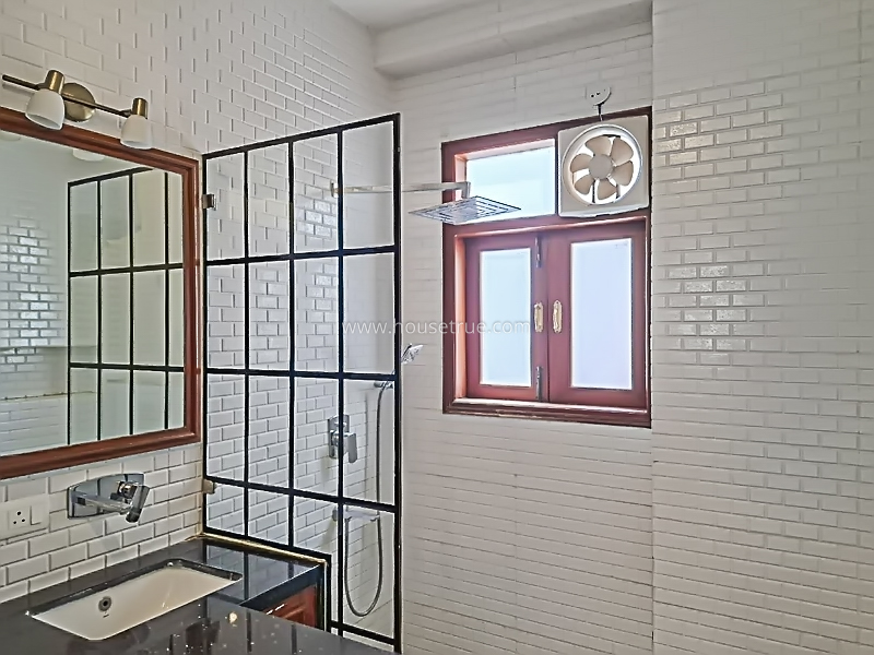 3 BHK Flat For Rent in Shanti Niketan
