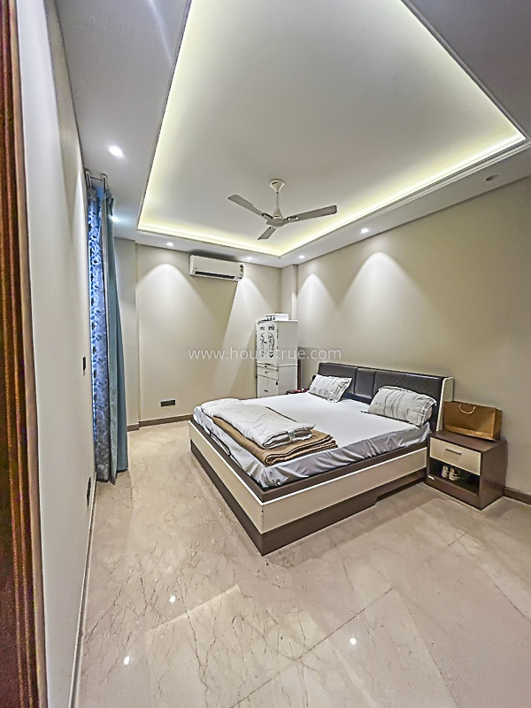 3 BHK Builder Floor For Rent in Safdarjung Enclave