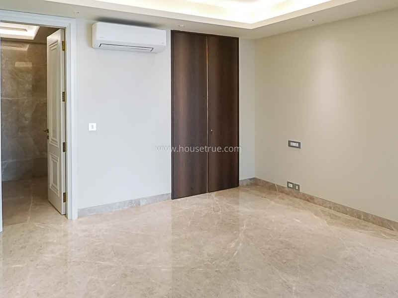 3 BHK Builder Floor For Rent in Defence Colony