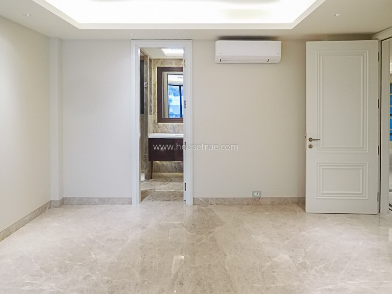 3 BHK Builder Floor For Rent in Defence Colony