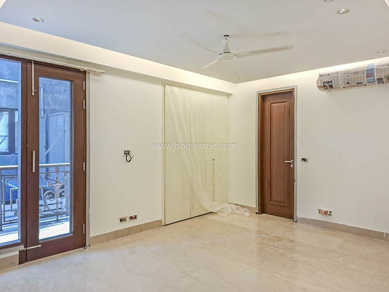 4 BHK Builder Floor For Rent in Shanti Niketan