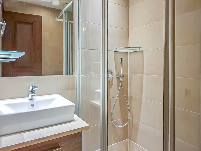 4 BHK Builder Floor For Rent in Shanti Niketan
