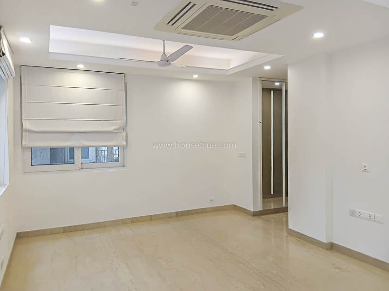 3 BHK Builder Floor For Rent in Chanakyapuri