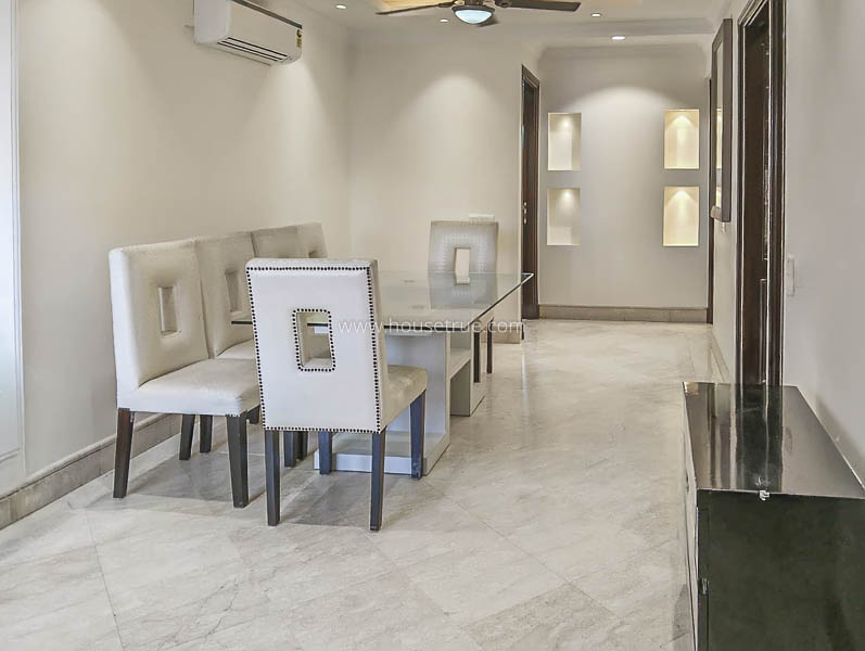 2 BHK Flat For Rent in Defence Colony