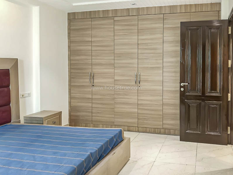 2 BHK Flat For Rent in Defence Colony