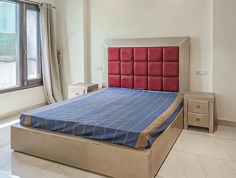 2 BHK Flat For Rent in Defence Colony