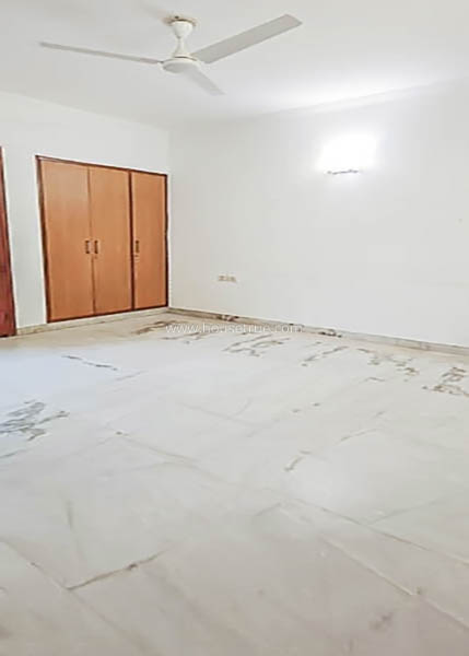 3 BHK Flat For Rent in Defence Colony