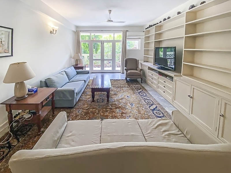 3 BHK Flat For Rent in Nizamuddin East