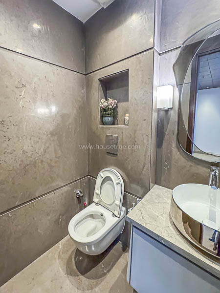4 BHK Builder Floor For Rent in Ishwar Nagar