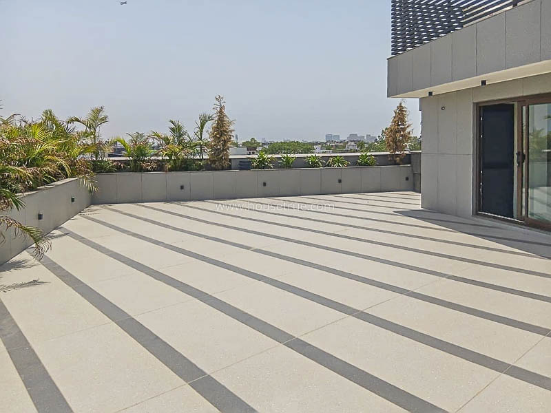 4 BHK Builder Floor For Rent in Defence Colony