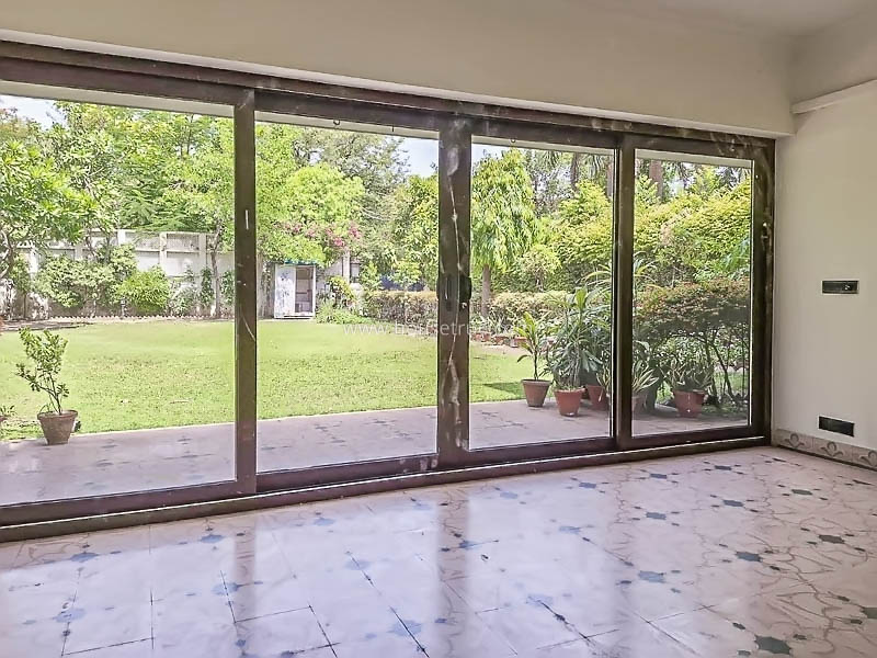 5 BHK House For Rent in Hauz Khas Enclave